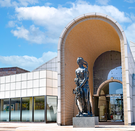 北海道立函館美術館